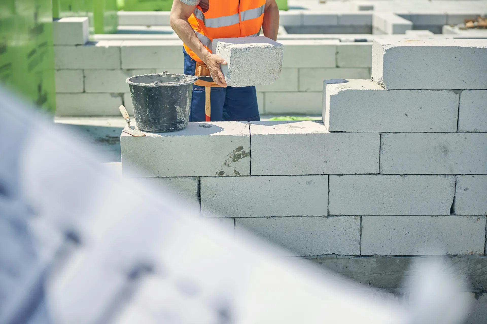 reinforced commercial retaining wall at a Abbotsford site
