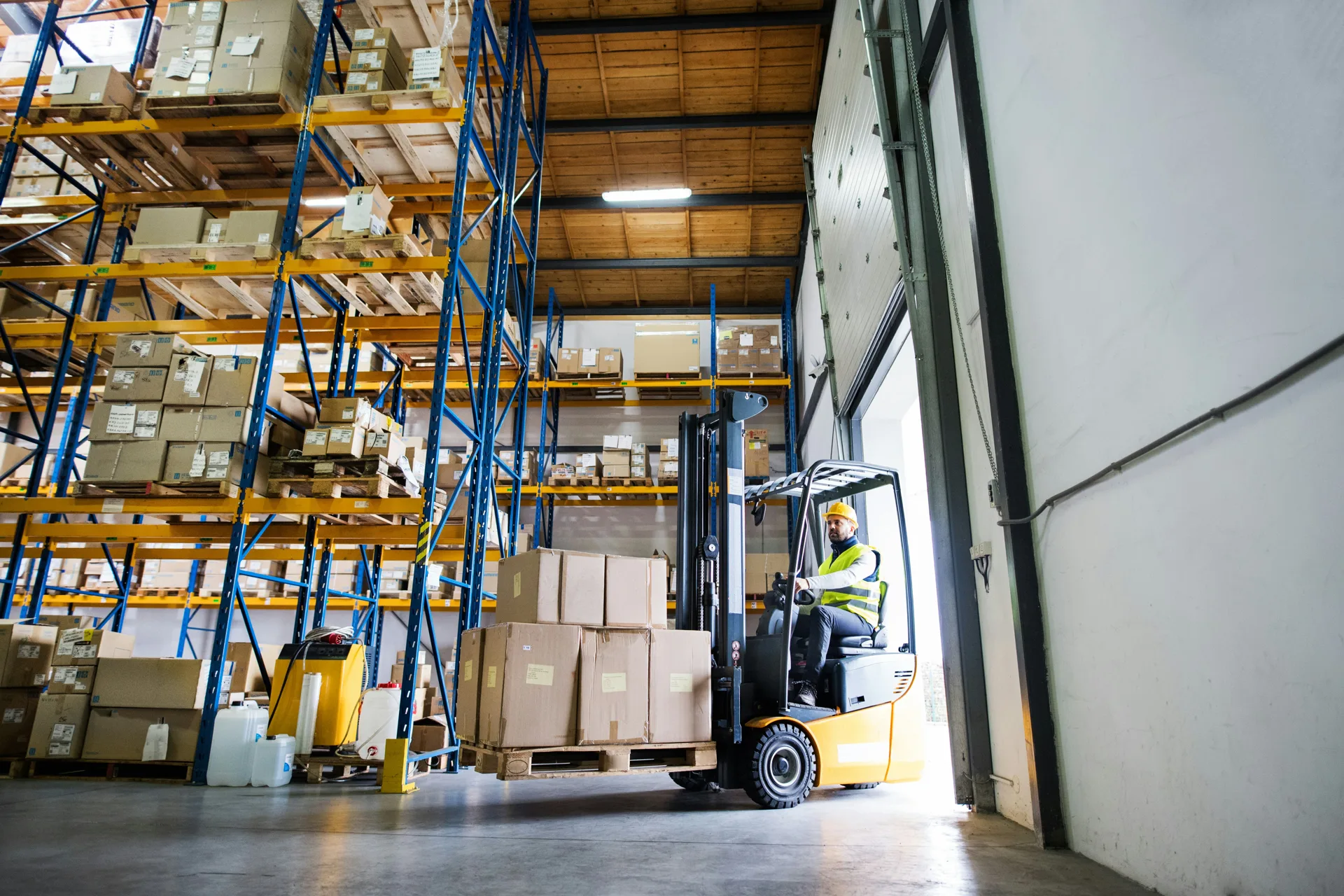 forklift on a finished industrial warehouse floor in a Abbotsford facility