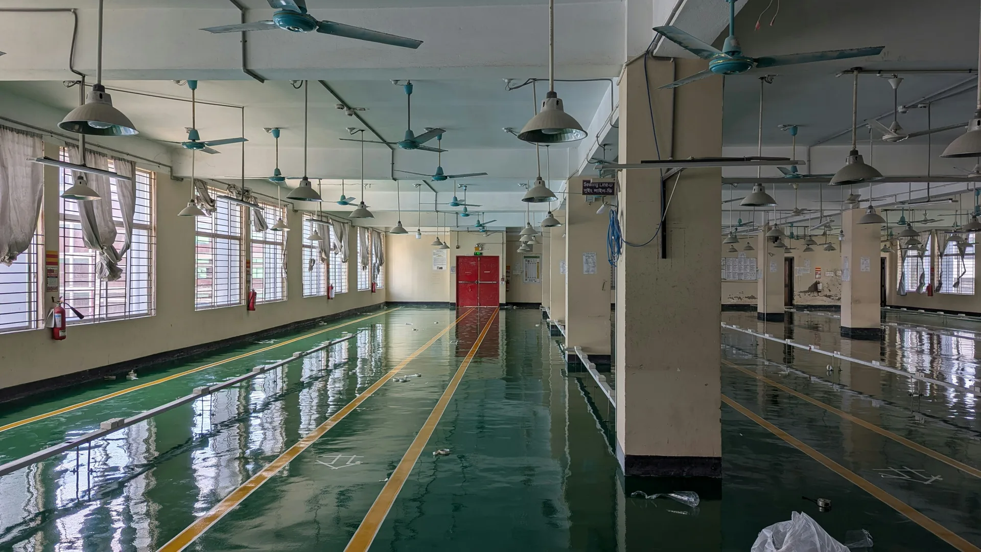 urethane food-grade concrete floor in a Abbotsford wash bay