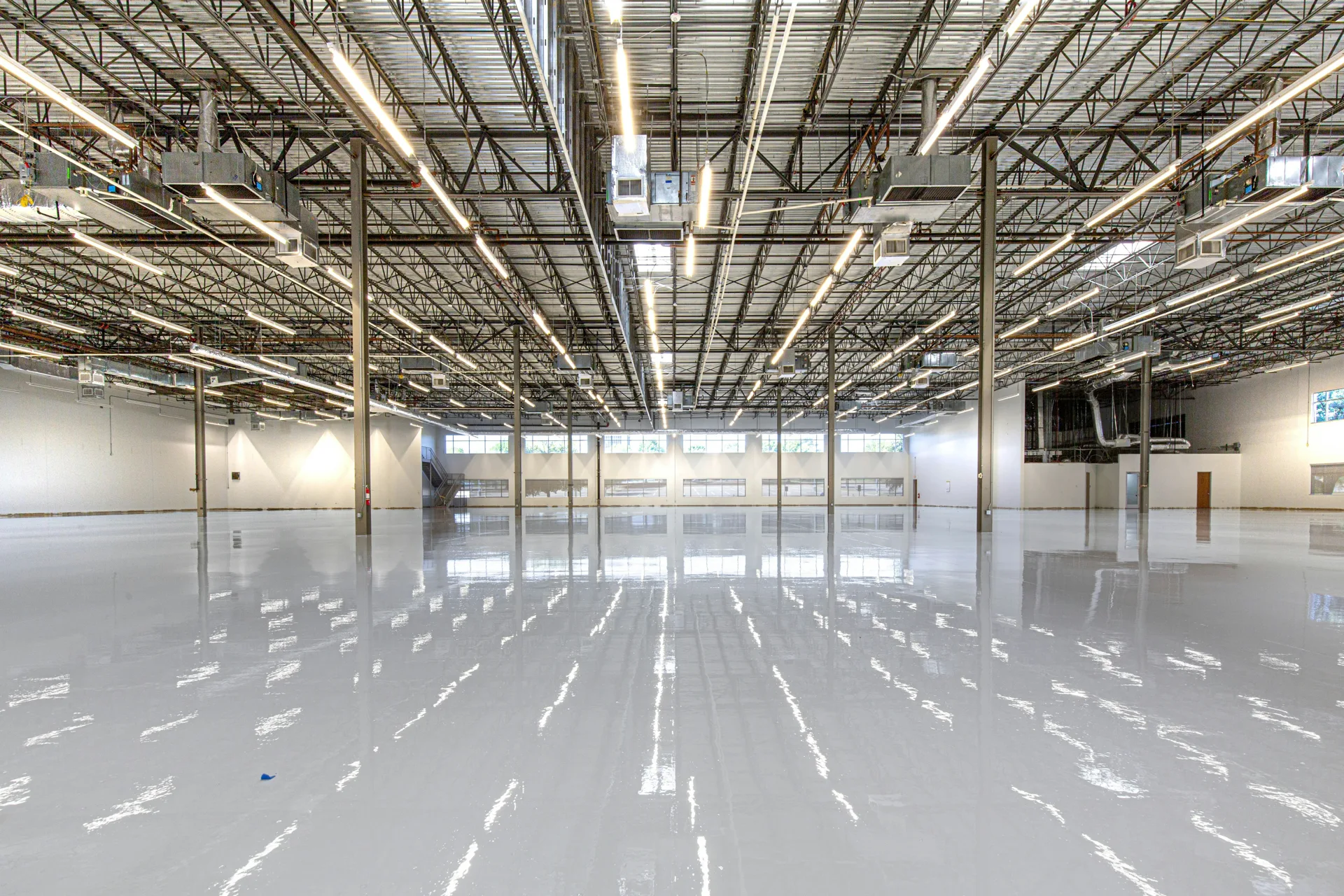 high-gloss epoxy floor in a Abbotsford cold storage facility